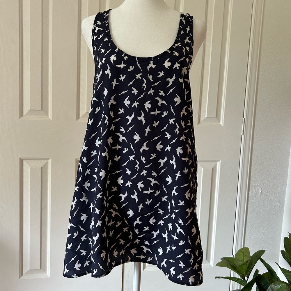 Sweet Claire - Navy Bird Print Sleeveless Tunic Shirt - Size M - USA Made